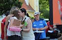 Fans und Cheftrainer des Th&uuml;ringer HC Herbert M&uuml;ller verabschieden neun Spitzenhandballerinnen in Bad Langensalza (Foto: Eva Maria Wiegand)