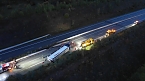 Bild: KKW kippt auf der A38 um (Foto: S.Dietzel)