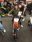 Peter Blei unterwegs auf der Motorradmesse (Foto: Peter Blei)