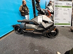 Peter Blei unterwegs auf der Motorradmesse (Foto: Peter Blei)