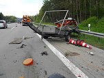 Unfall bei Hermsdorf (Foto: API) Unfall bei Hermsdorf (Foto: API)