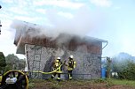 Gartenhaus brannte (Foto: Feuerwehr Heiligenstadt)