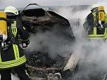 Auto ausgebrannt (Foto: Feuerwehr Bleicherode)