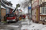 Dachstuhlbrand griff auf Nachbarh&auml;user &uuml;ber (Foto: S. Dietzel)