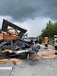 Unfall mit Schilderwagen auf der A 38 (Foto: S.Dietzel)