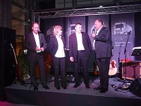 Bild: Von links: Thorsten Meyer, Marion Pomsel, Ingo Langner, Helmut Peter