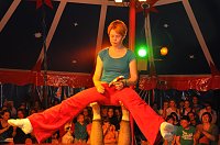 Bild: Quirliger Variet&eacute;abend zum Zirkusfestival