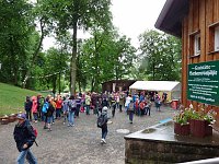 Kindertag in der Höhle Bild: Kindertag in der Höhle