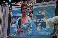 Bild: Am Zierbrunnen getanzt