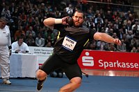 Bild: M&auml;nner beim Indoor