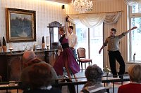 Bild: Ballett bei Kaffee und Kuchen