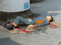 Bild: Junge Sanit&auml;ter im Wettstreit
