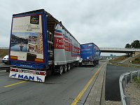 Bild: Unfall und Stau