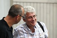Bild: Am und neben dem Netz