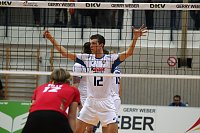 Bild: Am und neben dem Netz