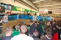 Autogrammstunde beFour in Nordhausen. nnz-City Scout on Tour Bild: Autogrammstunde beFour in Nordhausen. nnz-City Scout on Tour