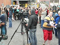 Bild: Protest gegen Neonazis