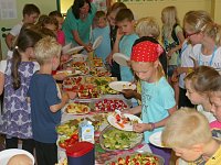 Bild: Schulfest mit gesundem Fr&uuml;hst&uuml;ck