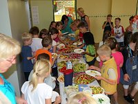 Bild: Schulfest mit gesundem Fr&uuml;hst&uuml;ck