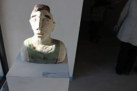 Bild: 100 Werke der 8. JugendKunstBiennale
