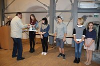 Bild: 100 Werke der 8. JugendKunstBiennale