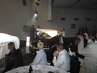 Bild: Premiere des S-Coup&eacute;