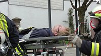 Bild: Feuerwehr&uuml;bung bei der Sparkasse