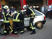 Bild: Verabschiedung des alten Tankers