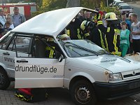 Bild: Verabschiedung des alten Tankers