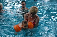 Bild: Pool-Party im Badehaus.NNZ-City Scout on Tour