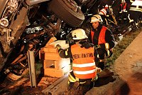 Bild: Feuerwehr im Einsatz auf der A 38