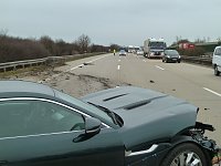 Bild: Unfall mit Jaguar