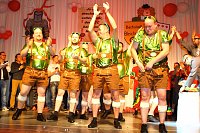 Zum 8. Männerballettwettbewerb des BCC im Bleicheröder Kulturhaus sollte es zum Kopf an Kopf Tanzen kommen Bild: Zum 8. Männerballettwettbewerb des BCC im Bleicheröder Kulturhaus sollte es zum Kopf an Kopf Tanzen kommen