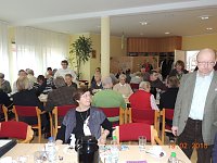 Übergabe der Bauschutzbrillen an Abgeordneten des Landtages Bild: Übergabe der Bauschutzbrillen an Abgeordneten des Landtages