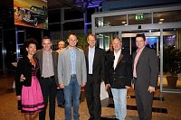Bild: Gewichtiger Gast zum Oktoberfest im Autohaus Peter
