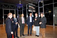 Bild: Gewichtiger Gast zum Oktoberfest im Autohaus Peter