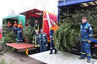 Bild: Weihnachtsb&auml;ume eingesammelt