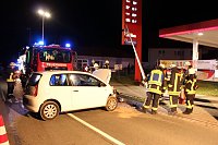 Bild: Stra&szlig;enlaterne angefahren