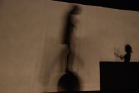 Bild: Lichterschein und Dunkelmumps im Theater