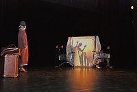 Bild: Lichterschein und Dunkelmumps im Theater
