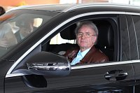 Bild: In einigen Autoh&auml;usern der Peter-Gruppe ging es heute um die Zukunft auf vier R&auml;dern
