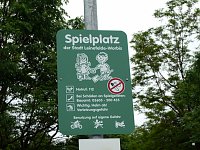 Bild: Einweihung Spielplatz Heinestra&szlig;e