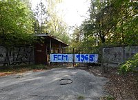 Bild: Die geheime Waffenfabrik