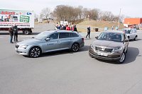 Bild: Ab ins Gel&auml;nde: Autohaus-Peter-Gruppe lud zum Aktionstag ins Autodrom