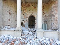 Bild: Ein M&auml;rchenschloss erwacht - ein Lost Place verschwindet