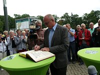 Bild: Einweihung Stadion