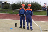 Bild: Leistungsspange von jungen Feuerwehrleuten erk&auml;mpft