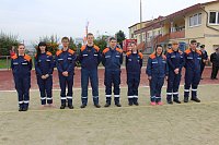 Bild: Leistungsspange von jungen Feuerwehrleuten erk&auml;mpft