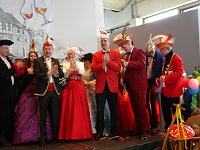 Bild: Empfang im Foyer am Rosenmontag
