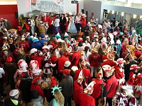 Bild: Empfang im Foyer am Rosenmontag